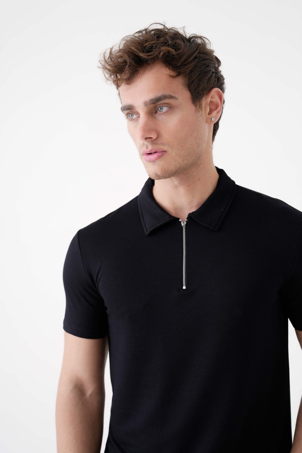 Slim Fit Dar Kesim Fermuarlı Polo Yaka Tişört