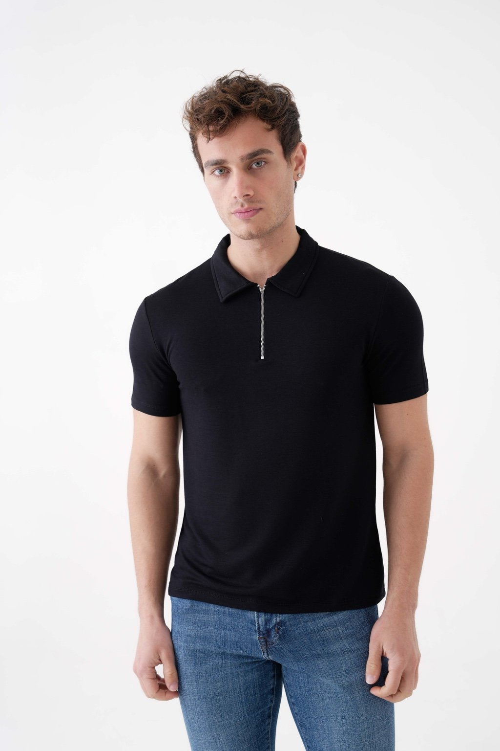 Slim Fit Dar Kesim Fermuarlı Polo Yaka Tişört
